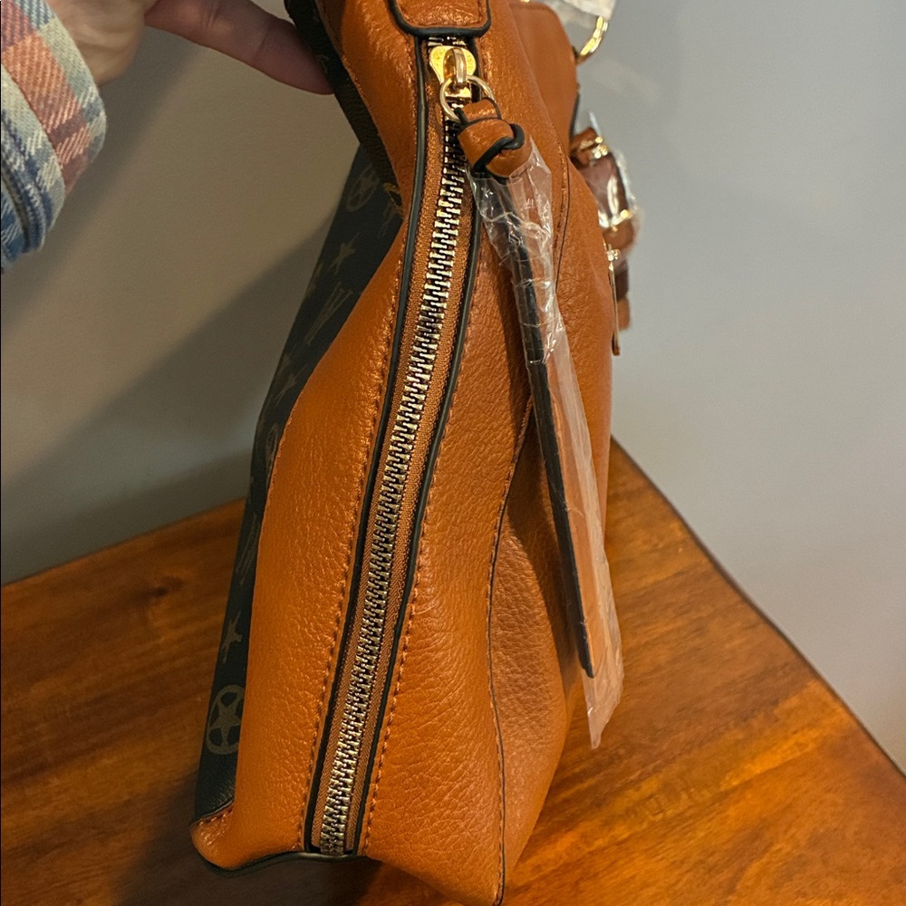 Montana West Tan and brown Bag with Gold Accents - Picture 5 of 9